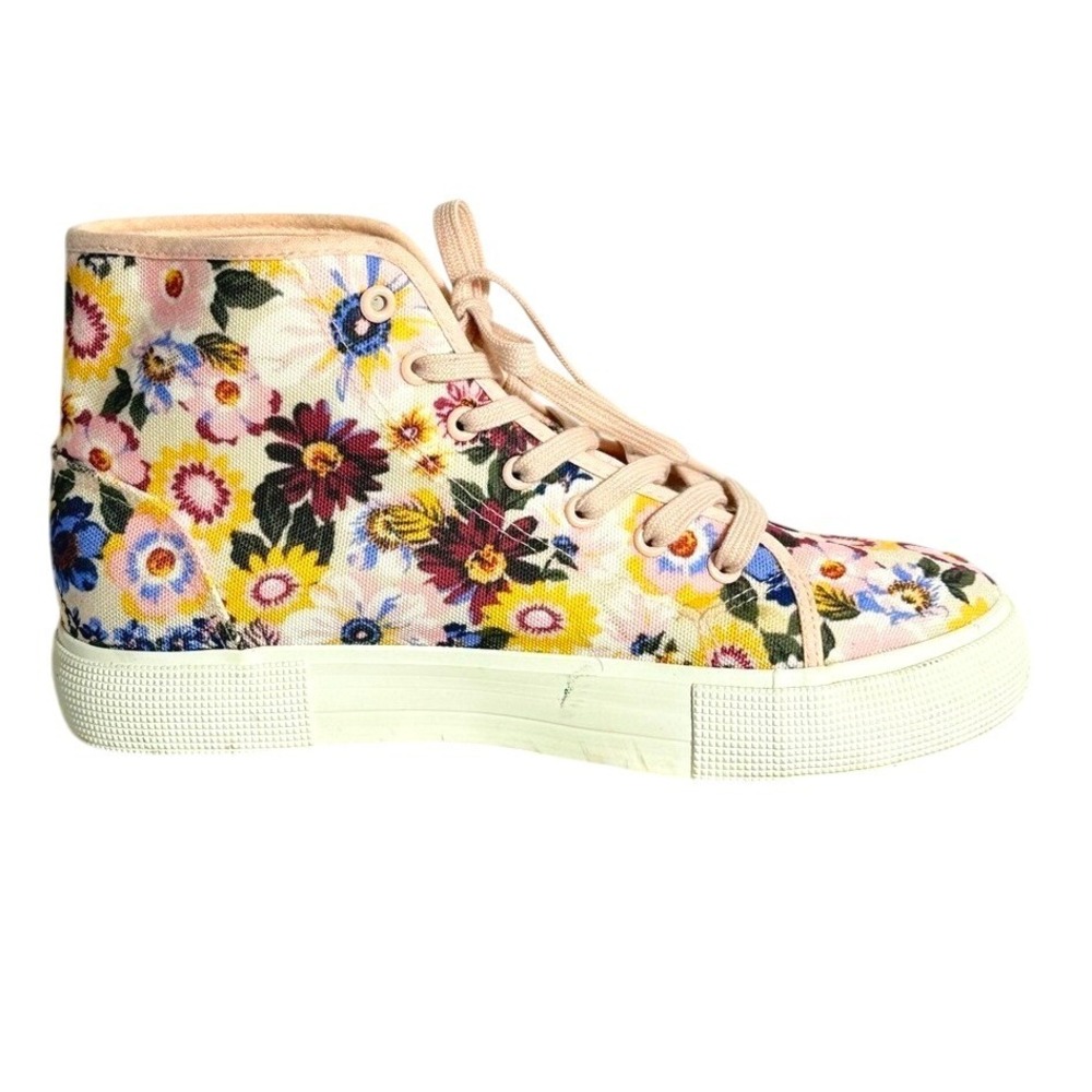 Ayesha Currey size 12 Floral High-Top Canvas Sneaker in Pink